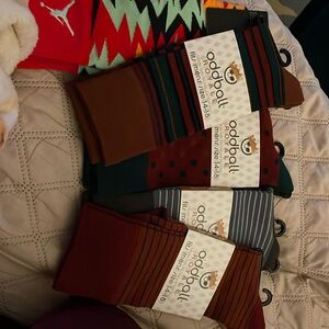 New Men’s oddball xl socks fits size 14-18